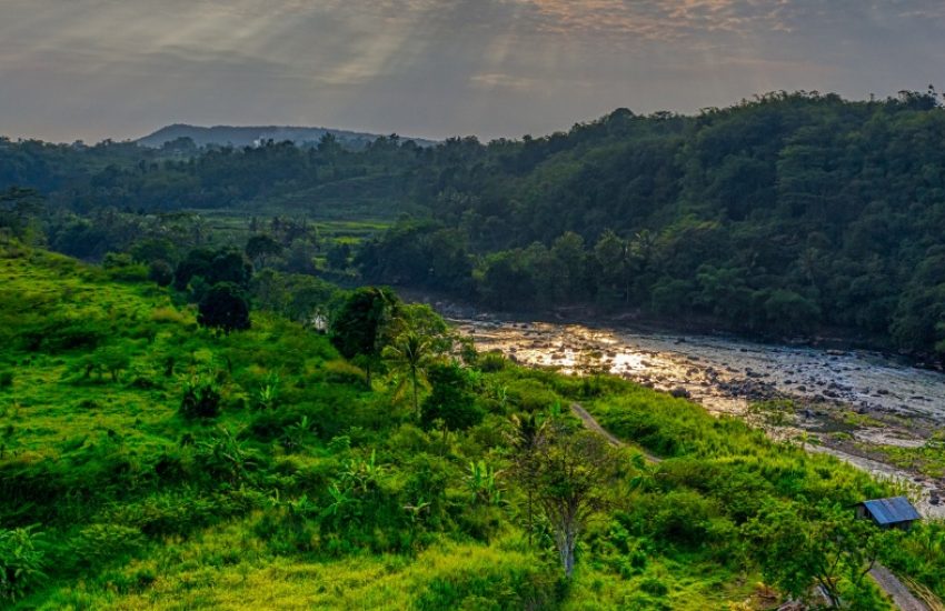Landscape in Indonesia (c) Tom Fisk via Pexels.com